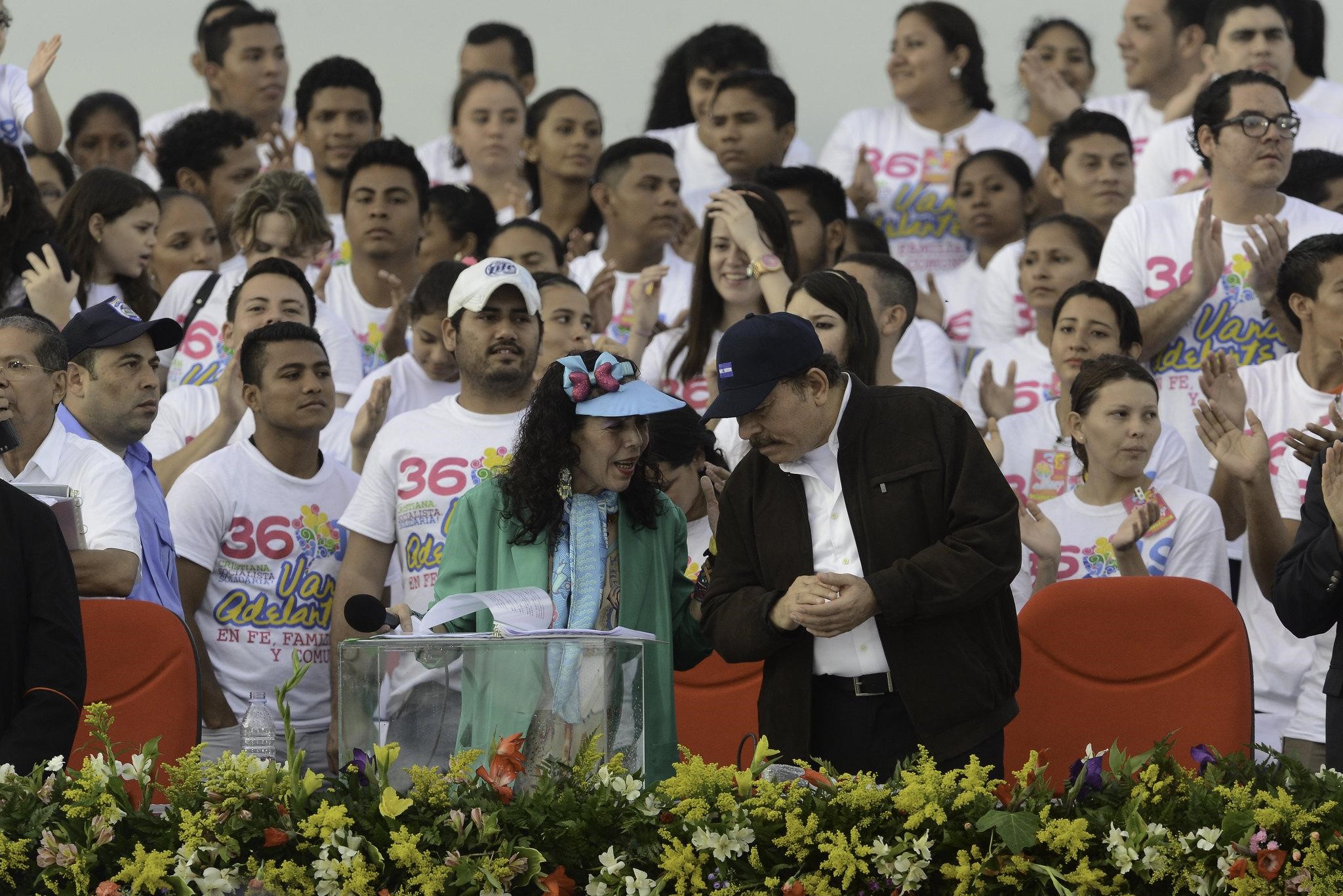 Pie de foto: La primera dama preside todos los actos públicos del gobierno y el sandinismo junto a su esposo, el mandatario Daniel Ortega. Foto: Carlos Herrera | Divergente..