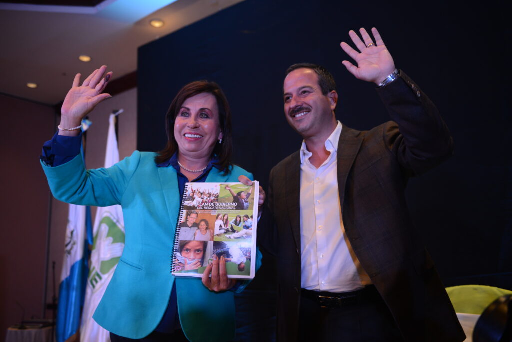 Sandra Torres y Mario Leal formaron binomio presidencial en las elecciones de 2015. 