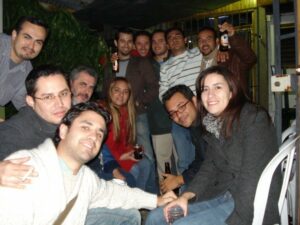 Mónica Luengas junto a ex empleados de elPeriódico.
