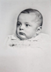 El candidato Juan José Arévalo cuando tenía unos meses de edad. Foto: Cortesía álbum familiar.