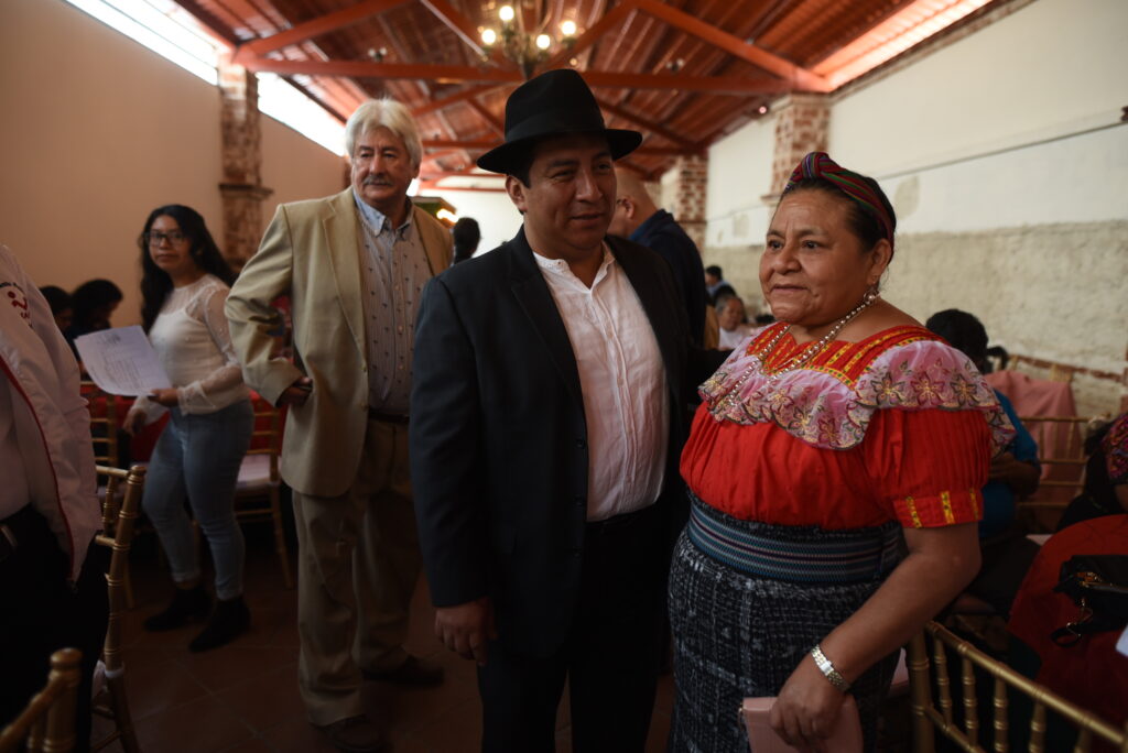 Winaq, fundado por Rigoberta Menchú, ha sido uno de los partidos que ha apoyado en la sobrevivencia de la URNG. Foto: Edwin Bercián.
