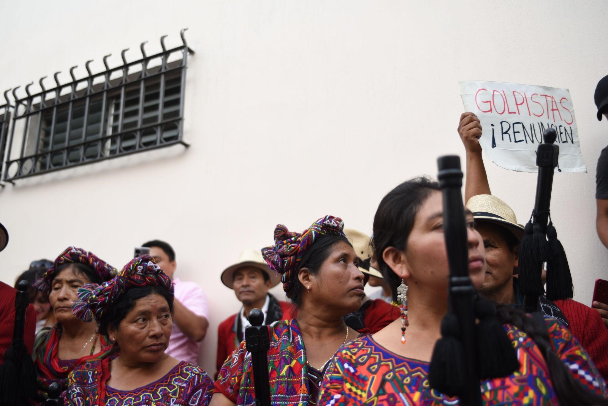 La crisis política atizó el protagonismo de las mujeres indígenas - IWMF